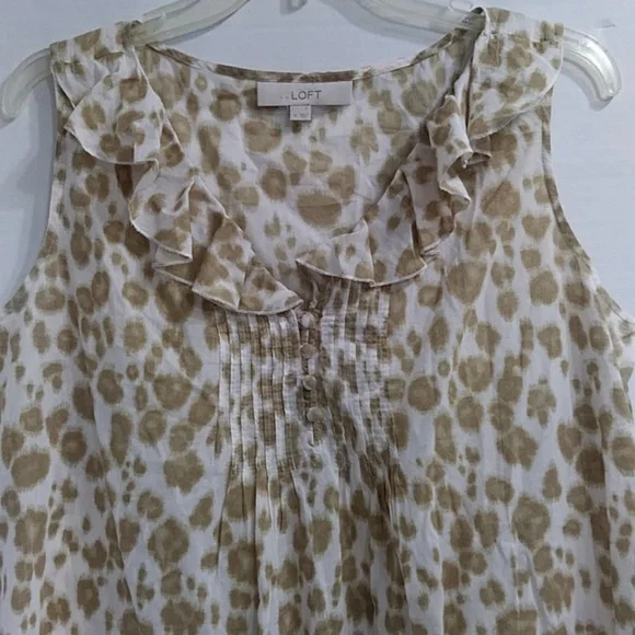 *EUC* Ann Taylor LOFT Cotton Sheer Tan & White Leopard Print Sleeveless Blouse - Picture 3 of 7